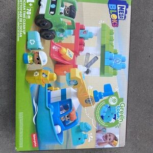 Toddler mega blocks